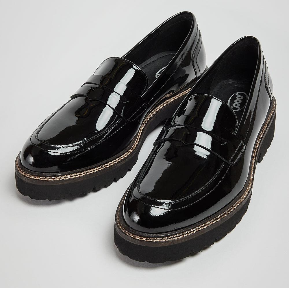 KENNY BLACK PATENT LEATHER LOAFERS POD SHOES